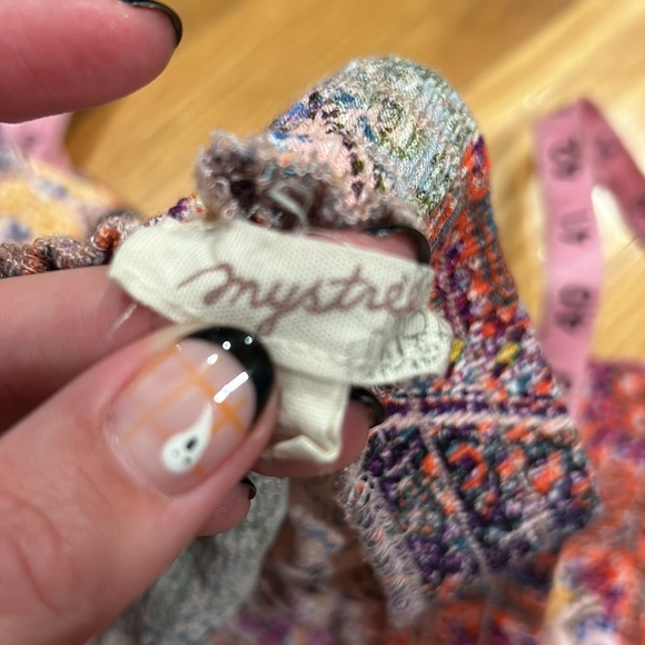 Mystree size large bottoms- colorful- good condition - Picture 4 of 5